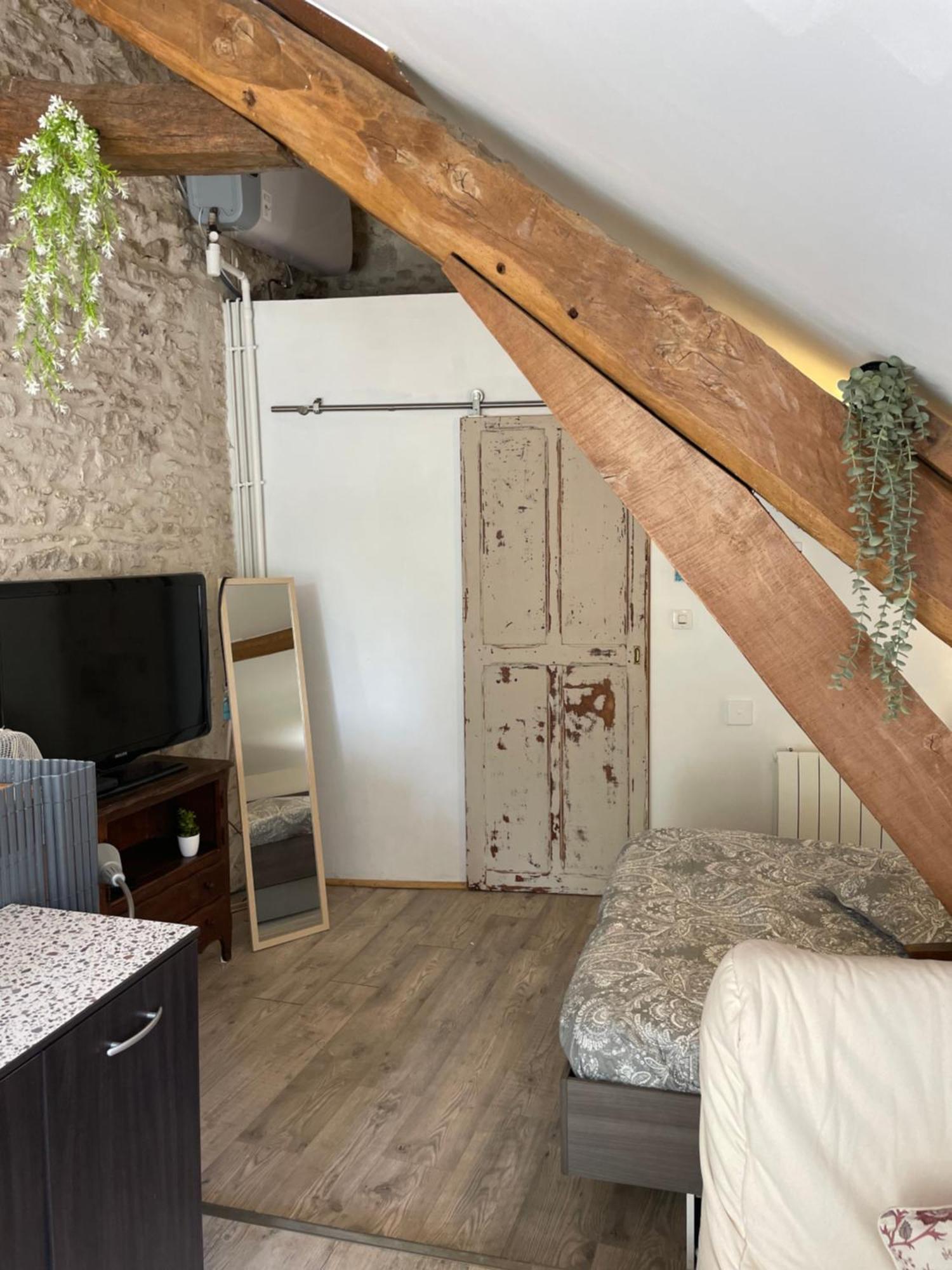 Maison Bleue Beynes  Ngoại thất bức ảnh