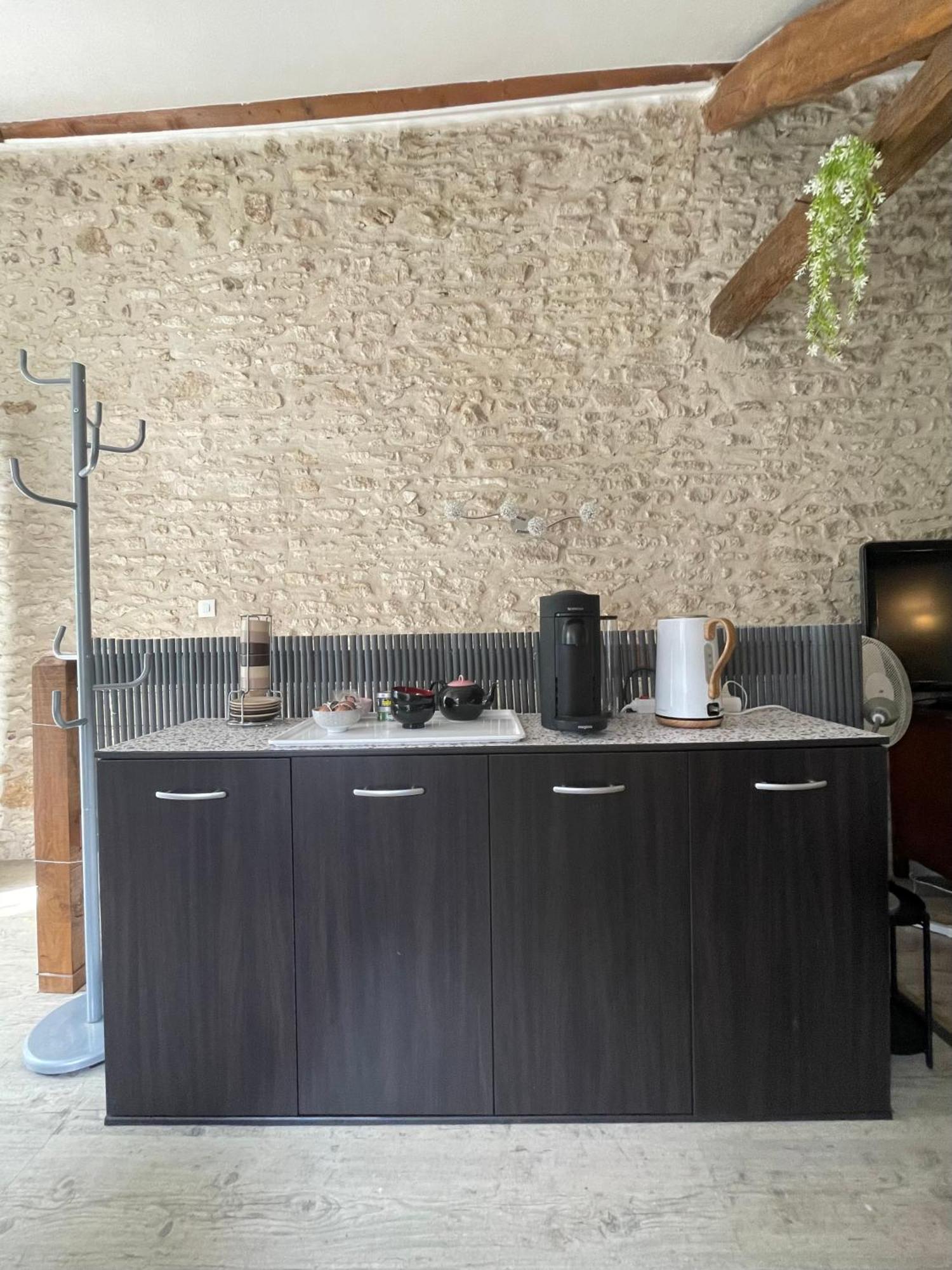 Maison Bleue Beynes  Ngoại thất bức ảnh